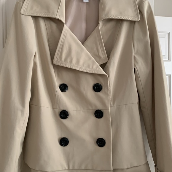 Jacket - Picture 3 of 5